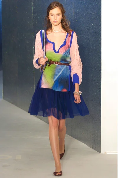 Look 12